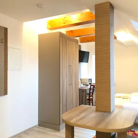 Hotell Goldenes Vogtland Adorf