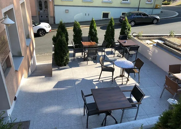 Goldenes Vogtland 酒店 阿多夫